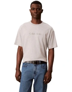 Relaxed Fashion Logo Tee in Grey Heather