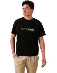 Cursive Graphic Tee in Black