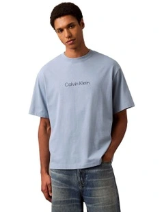 Relaxed Standard Logo Crewnk Tee in Faded Denim