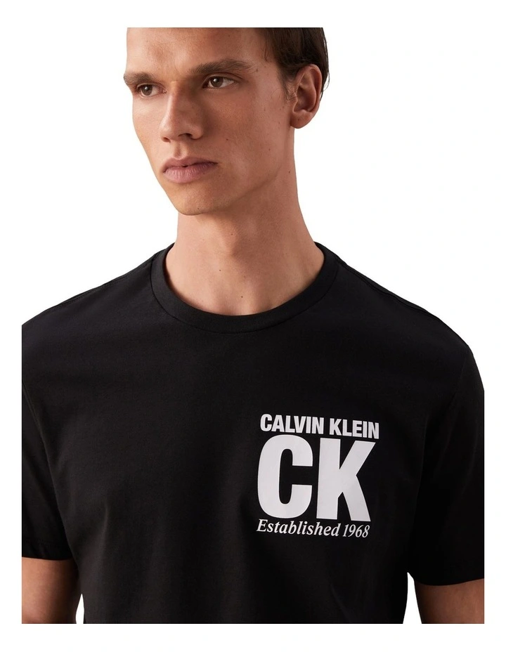 30s Corner Graphic Tee in Black image 3