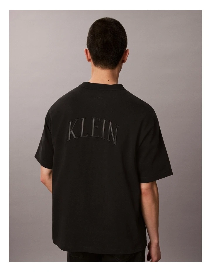 Relaxed Arch Back T-Shirt in Black image 2