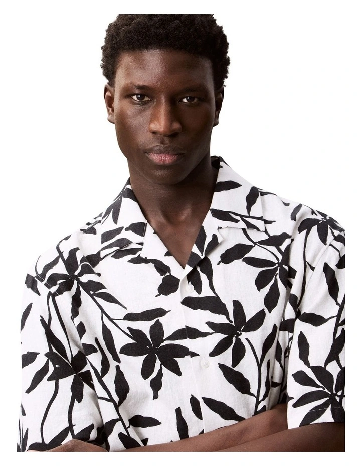 Camp Collar Aop Linen Relaxed Short Sleeve Shirt in Antique White image 4