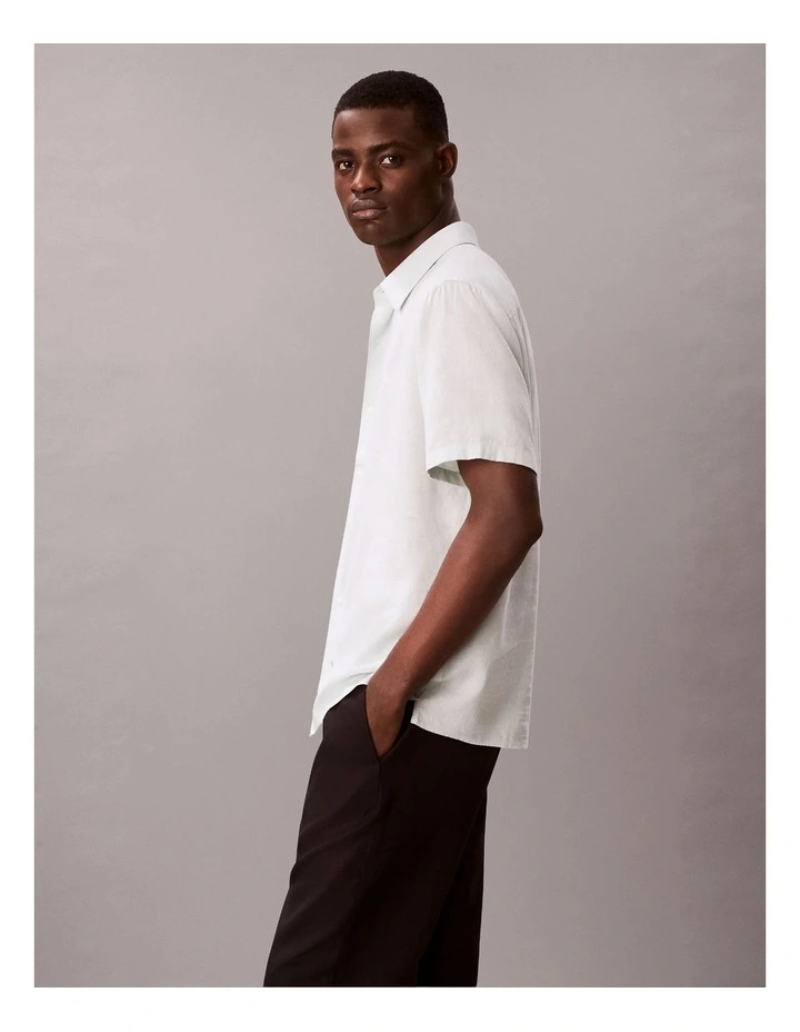 Linen Classic Short Sleeve Shirt in Pale Meadow image 3