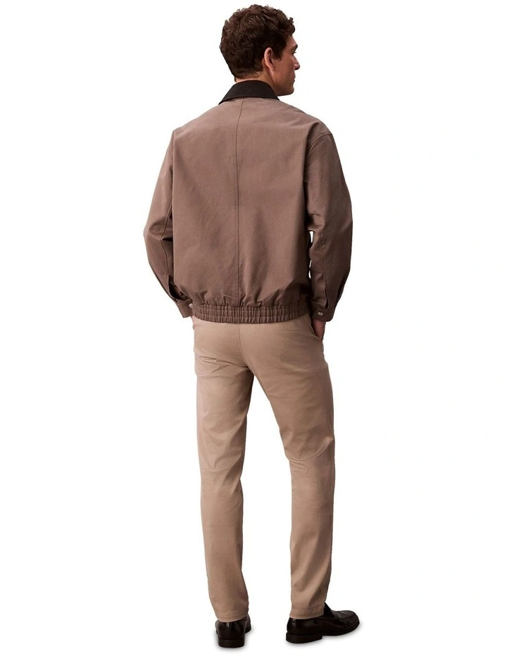 Slim Cotton Stretch Chino Trouser in Vintage Khaki image 2