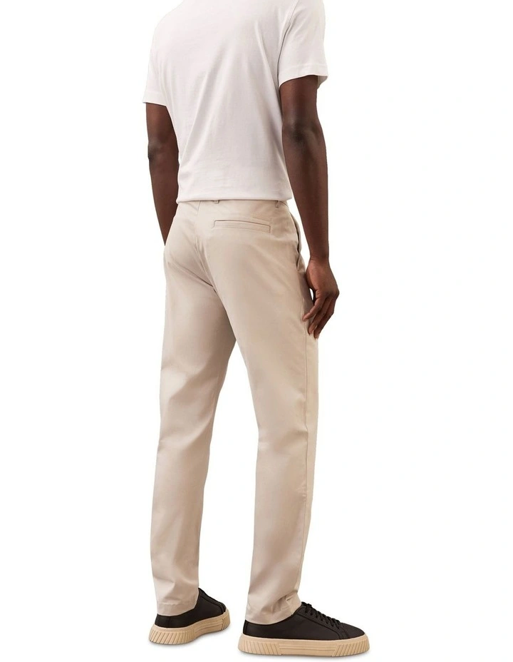 Sateen Streth Slim Chino Pant in Silver Lining image 2