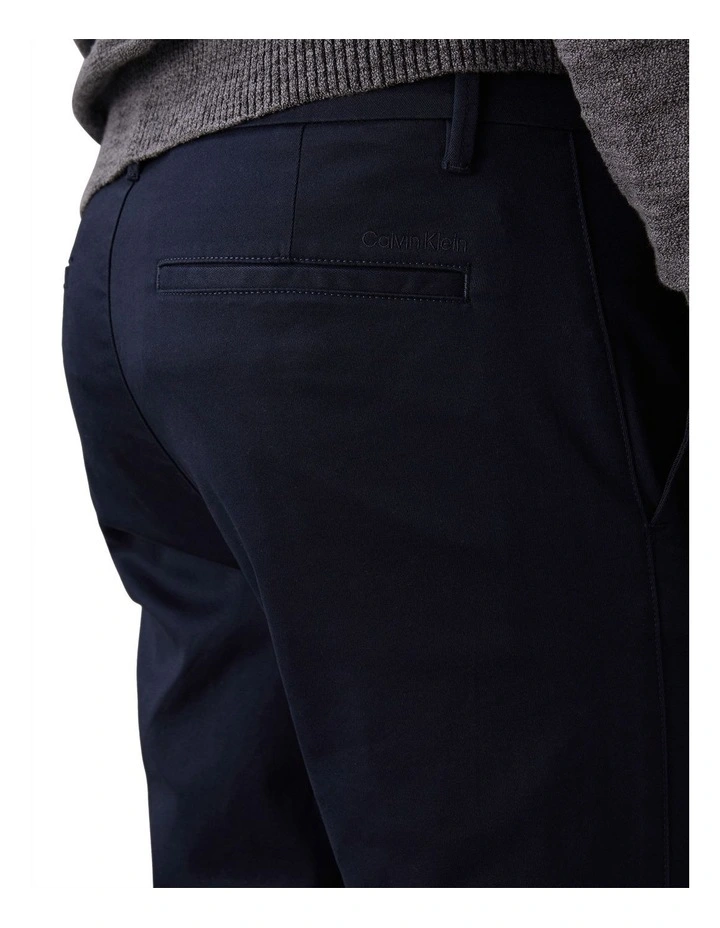 Slim Cotton Stretch Chino Trouser in Dark Sapphire image 3