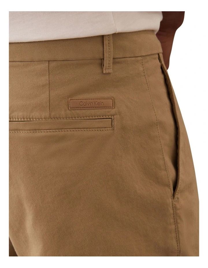 Modern Twill Slim Chino Shorts in Tree House image 3