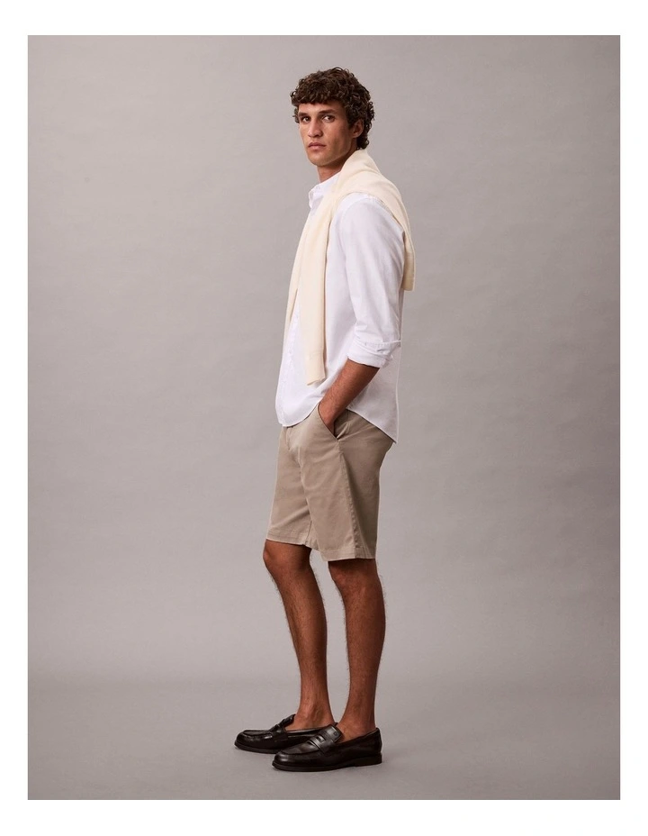 Refined Stretch Classic Shorts Vintage Khaki image 3