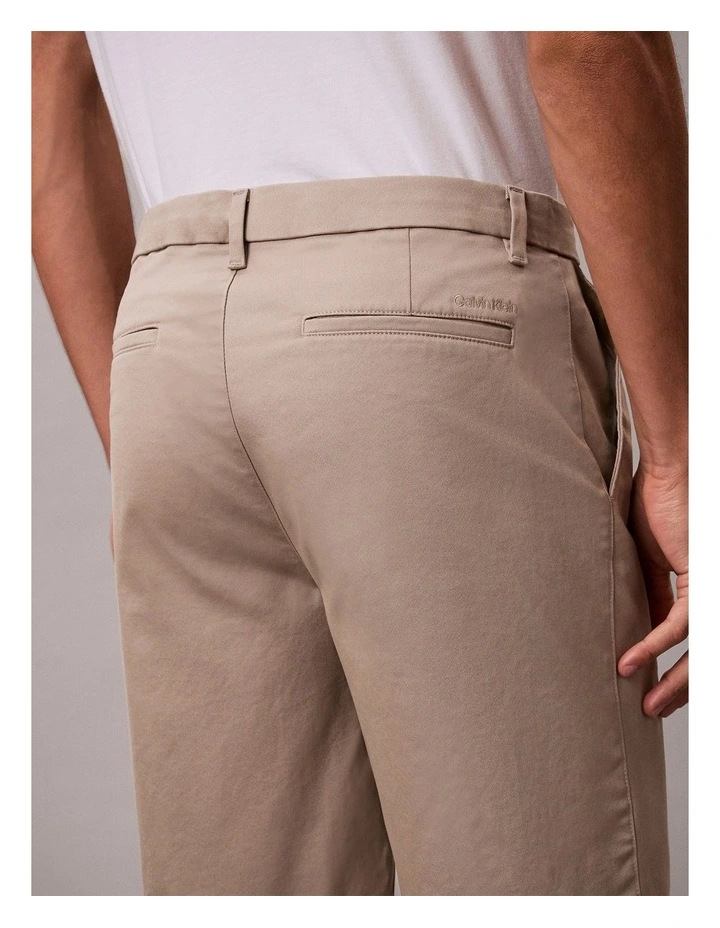 Refined Stretch Classic Shorts Vintage Khaki image 4