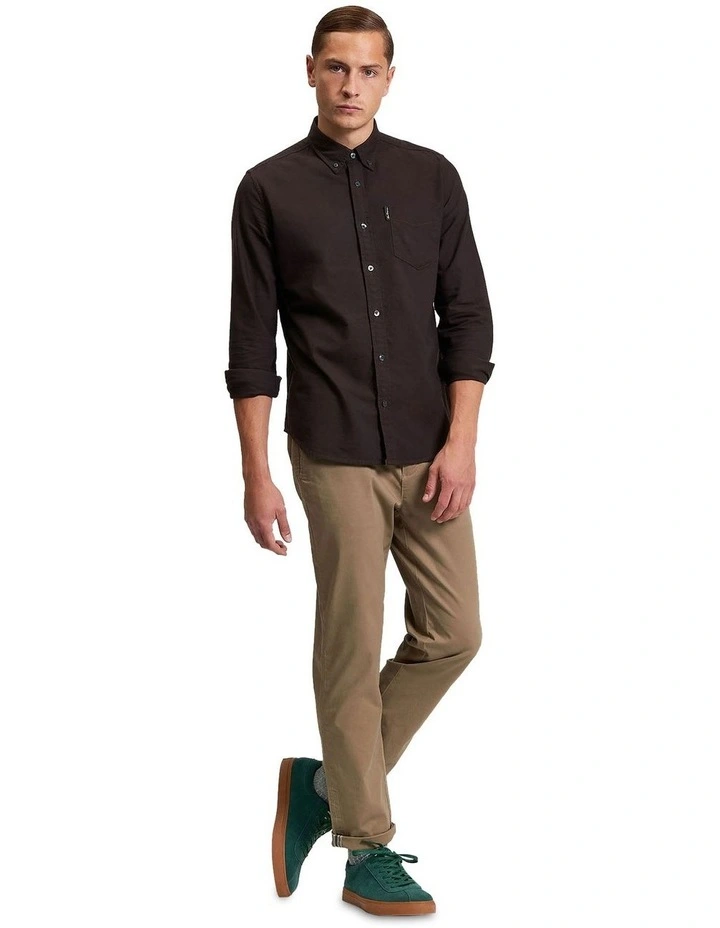 Signature Oxford Long Sleeve Shirt in Dark Brown image 3