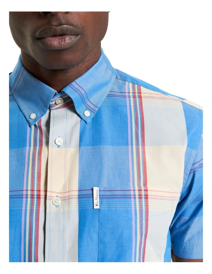 Overcheck Short Sleeve Shirt in Kingfisher image 4