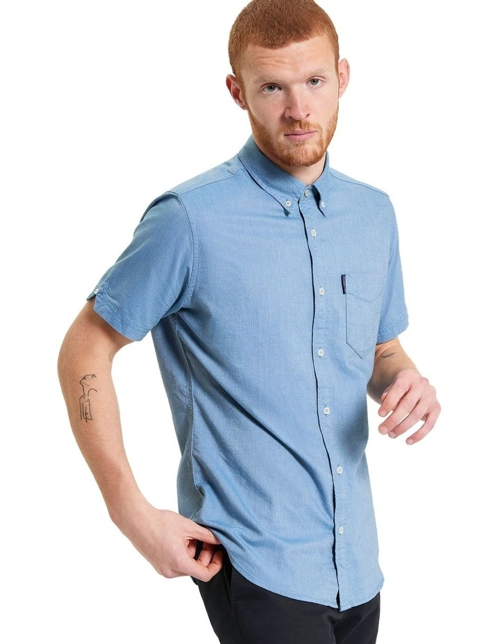 Signature Oxford Short Sleeve Shirt in Airforce image 1