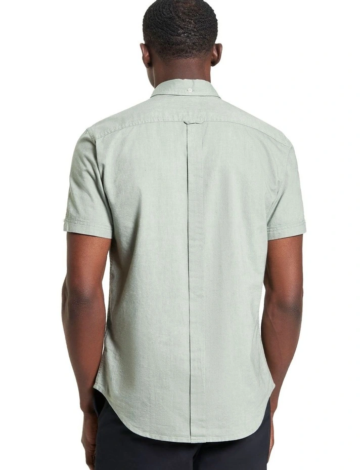 Signature Oxford Short Sleeve Shirt in Pale Khaki image 2