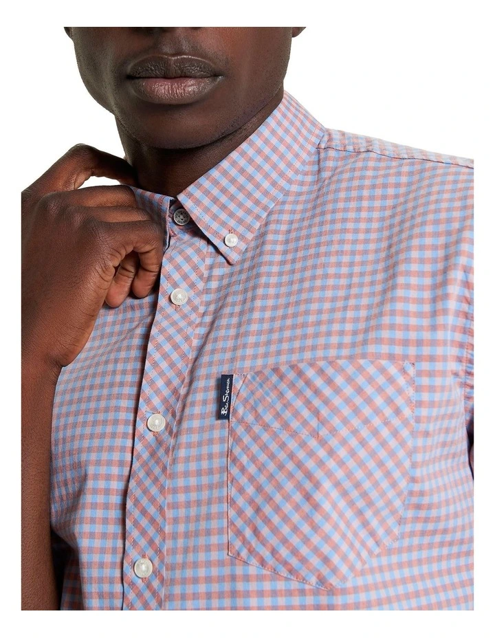 Signature Gingham Short Sleeve Shirt in Light Pink image 4
