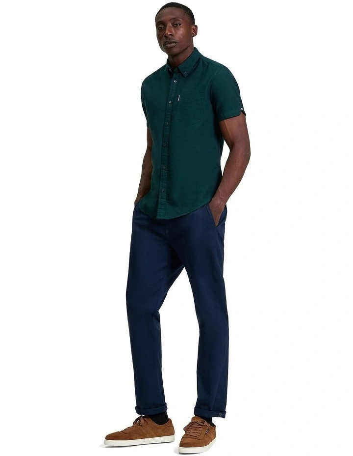 Signature Oxford Short Sleeve Shirt in Dark Green image 3