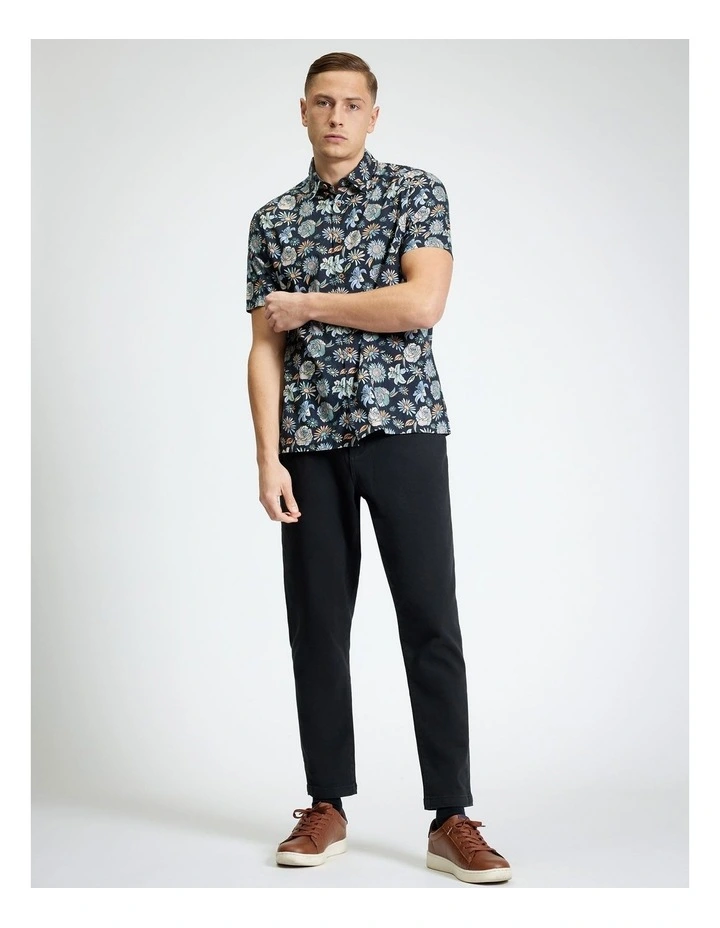 Watercolour Floral Print Short Sleeve Shirt in Black image 3