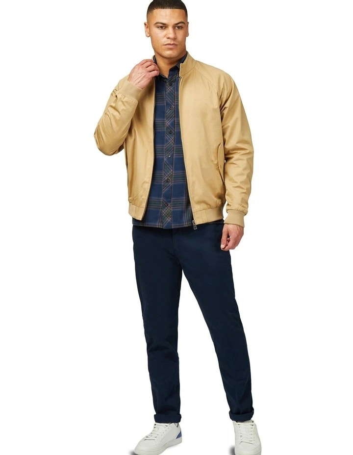 Signature Harrington in Sand image 3