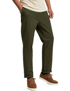 Signature Slim Stretch Chino Pant in Khaki