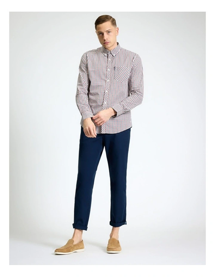 Signature Slim Stretch Chino in Dark Navy image 3