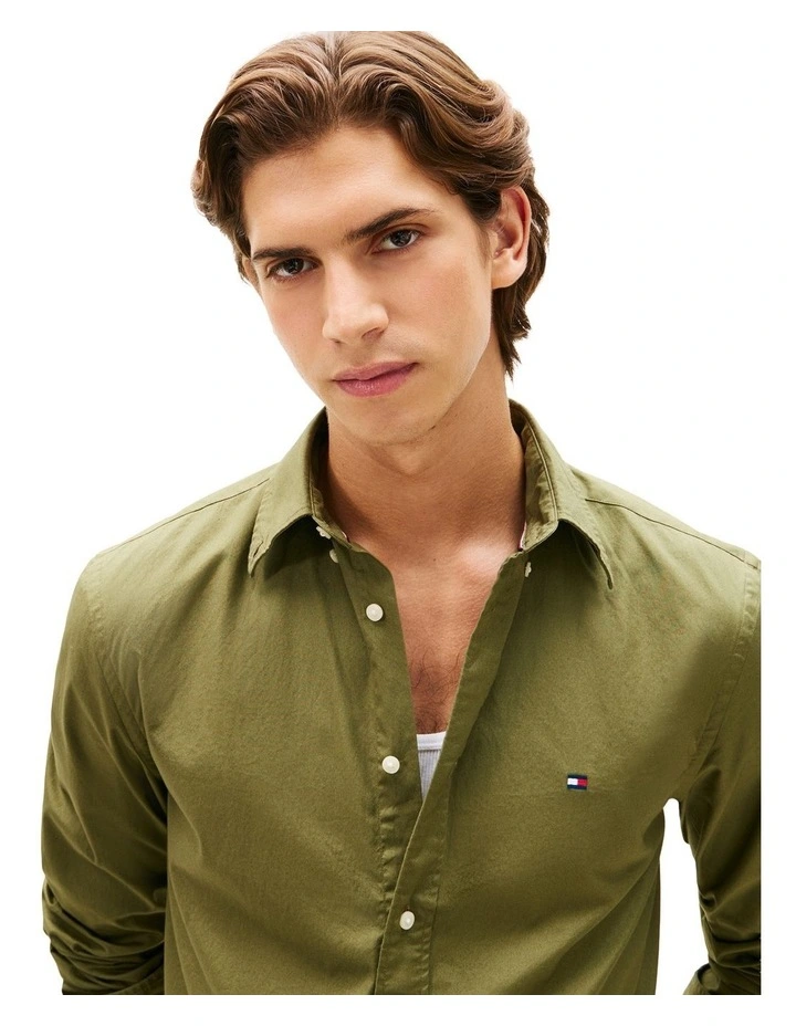 Flex Regular Fit Button-Down Poplin Shirt in Green image 2