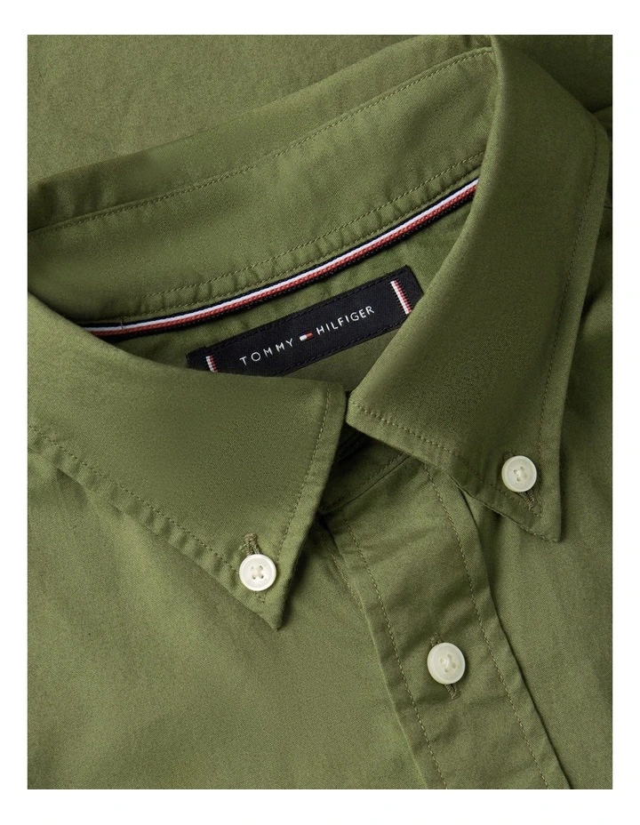 Flex Regular Fit Button-Down Poplin Shirt in Green image 5