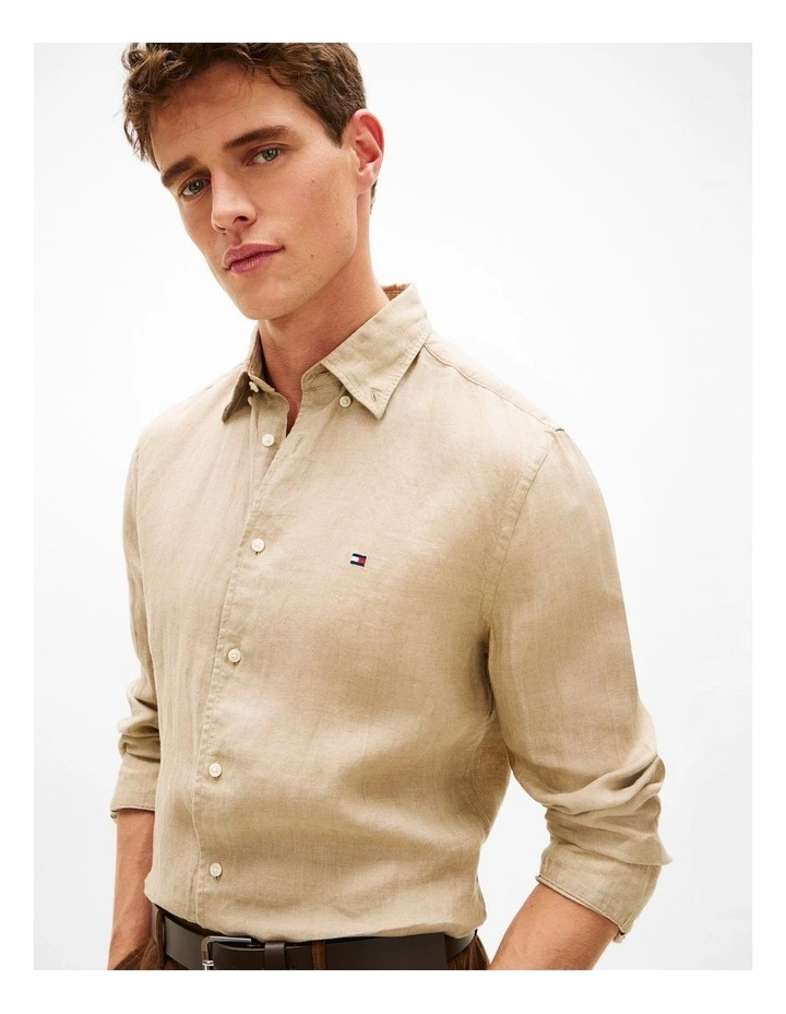 Pigment Linen Shirt in Beige image 2