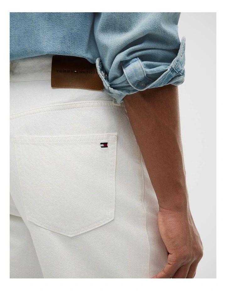 Washed Relaxed Jeans in White image 4