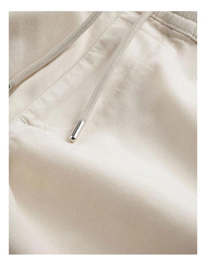 Gregor Shorts Ivory image 6