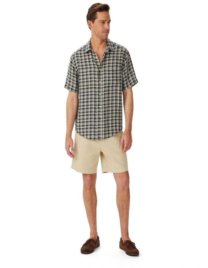 Toby Linen Short Sleeve Shirt in Navy image 3