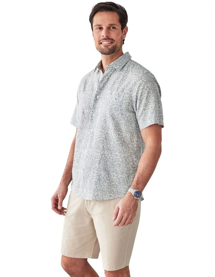 Linen Blend Fern Print Short Sleeve Shirt in Sage image 4