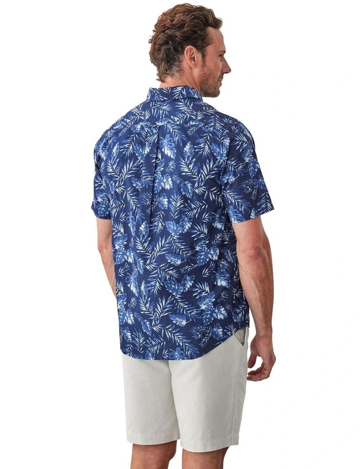 Casual Leaf Print Short Sleeve Shirt in Navy image 2