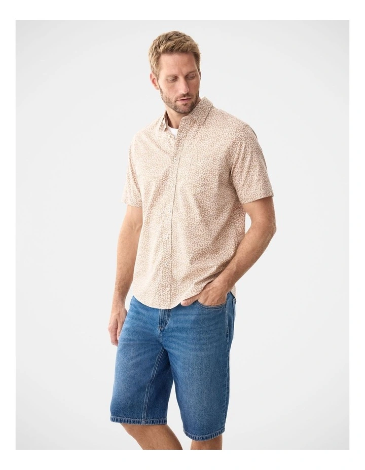 Casual Slub Bramble Print Short Sleeve Shirt in Acorn image 4