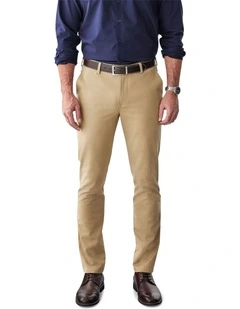 Non-Iron Modern Chino Pant in Desert