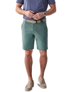 Active Houndstooth Shorts in Dark Green