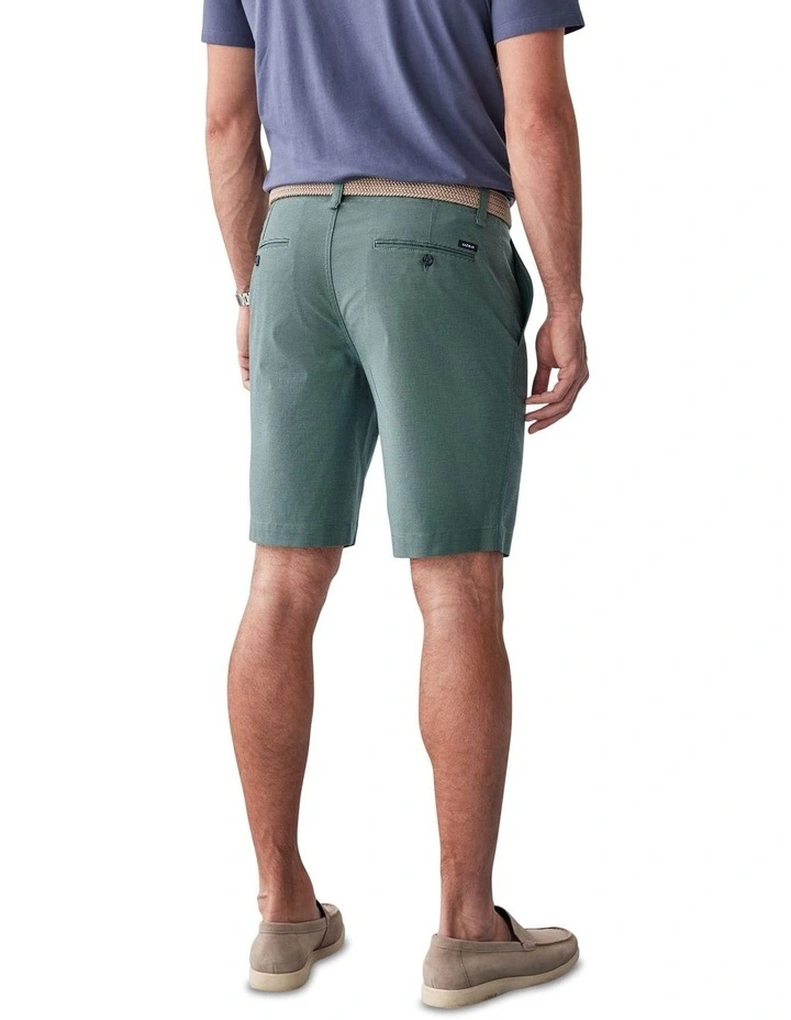 Active Houndstooth Shorts in Dark Green image 2