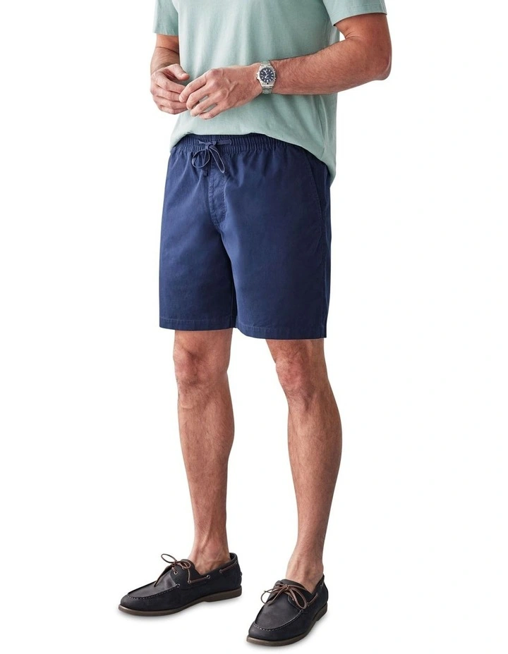 Throw On Short in Navy image 3