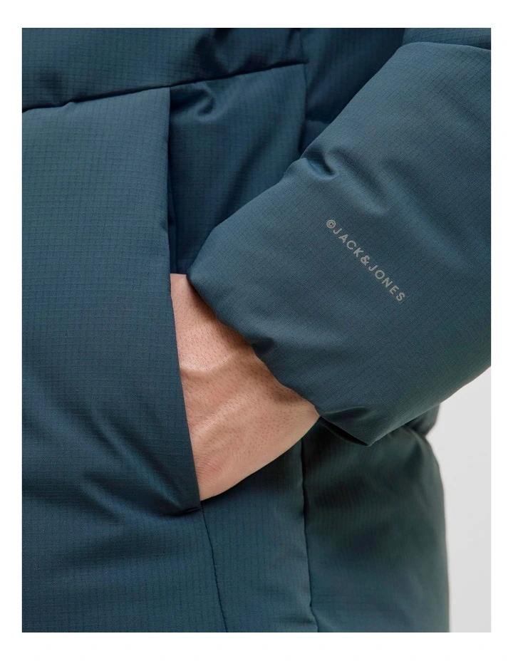 Global Puffer Jacket in Blue image 6