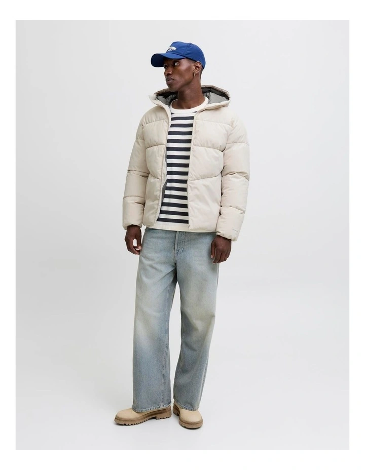 Global Puffer Jacket in White image 4