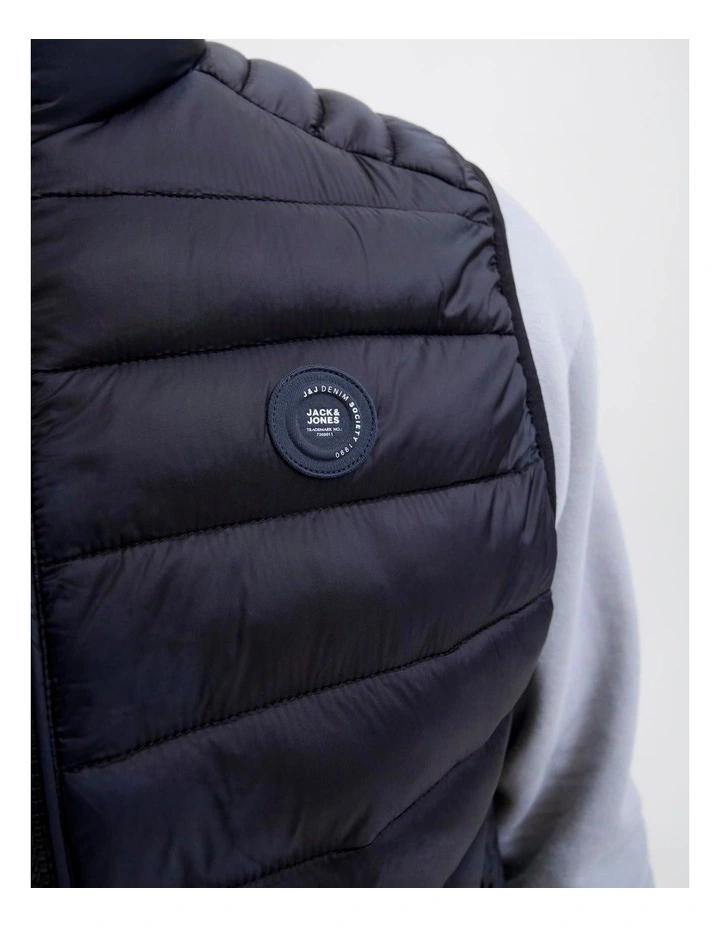 BRADLEY LIGHT PUFFER VEST image 5