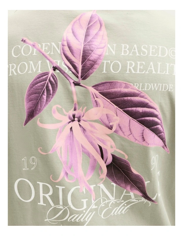 Catskills Cut Out Tee Crew Neck in Green image 6