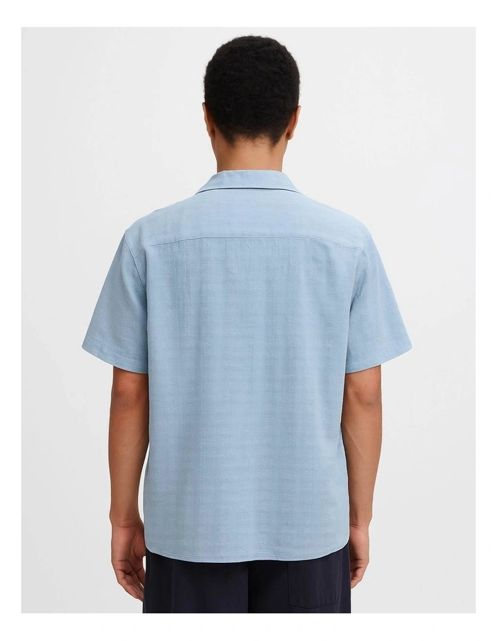 Jordia Structure Resort Shirt in Skyway image 2