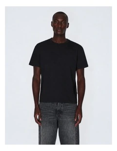 Bace T-shirt in Black