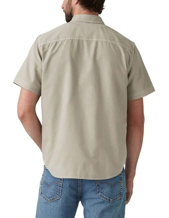 Short-Sleeve Authentic Button-Down in Green image 2