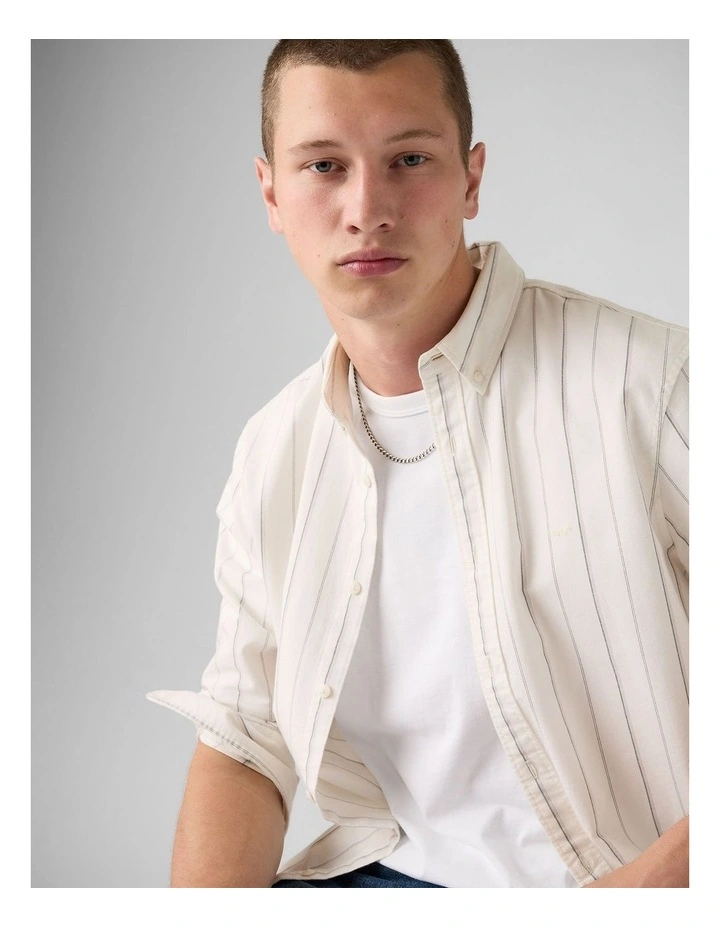 Authentic Button-Up Shirt in Oisin Stripe Cloud Dancer image 3