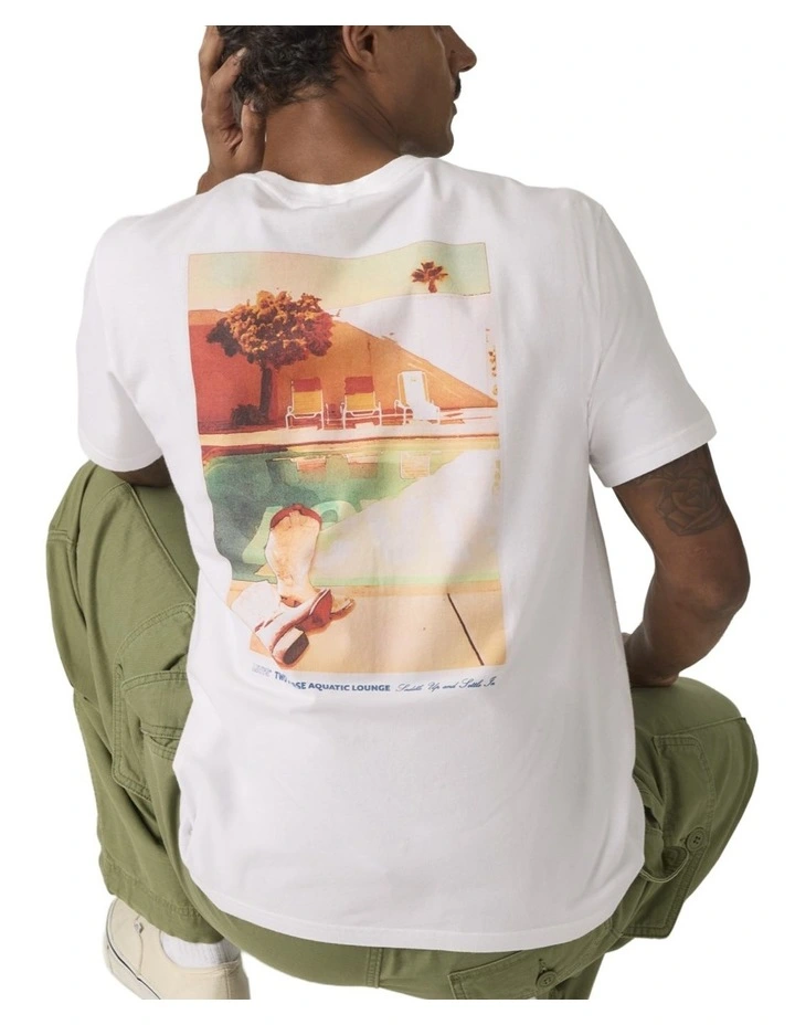 Relaxed Short-Sleeve Graphic T-Shirt in White Plus image 3