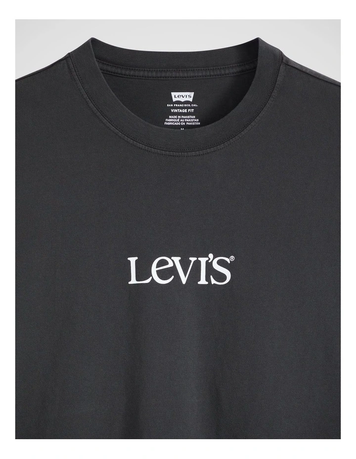 Graphic Vintage Fit T-Shirt in Jet Black with logo image 4