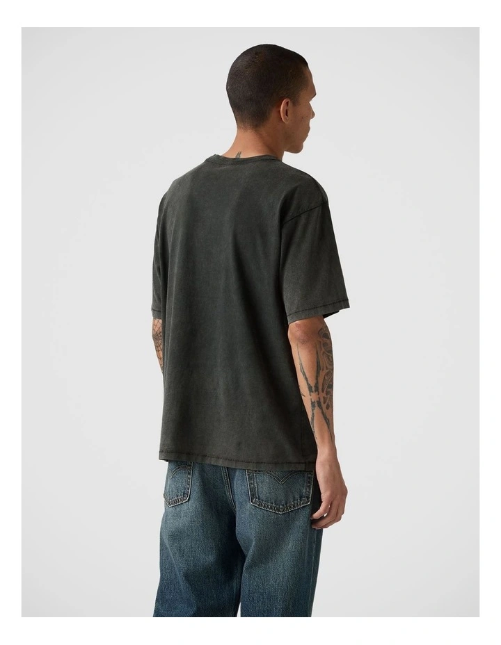 Red Tab Vintage T-Shirt in Weathered Finish Jet Black image 2