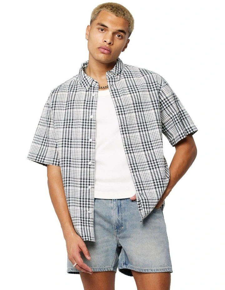 Newman Seersucker Short Sleeve Shirt image 2