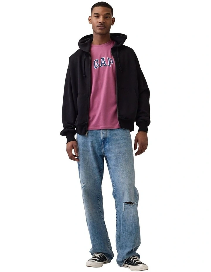 Intl New Arch T-shirt in Pink image 3