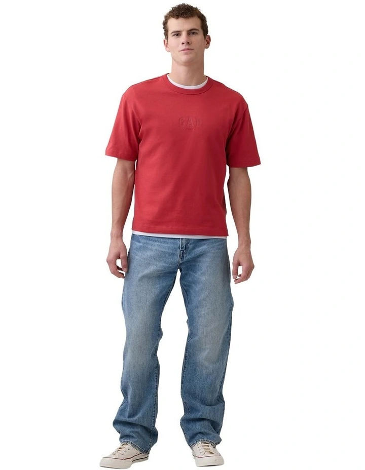 Intl Heavy Crop Length Logo T- shirt in Chakra Red image 3